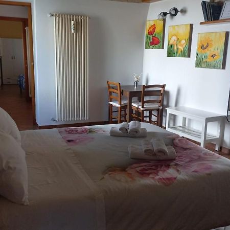 Villino Tronchetto Bianco Bed & Breakfast โมลา ดิ บารี ภายนอก รูปภาพ