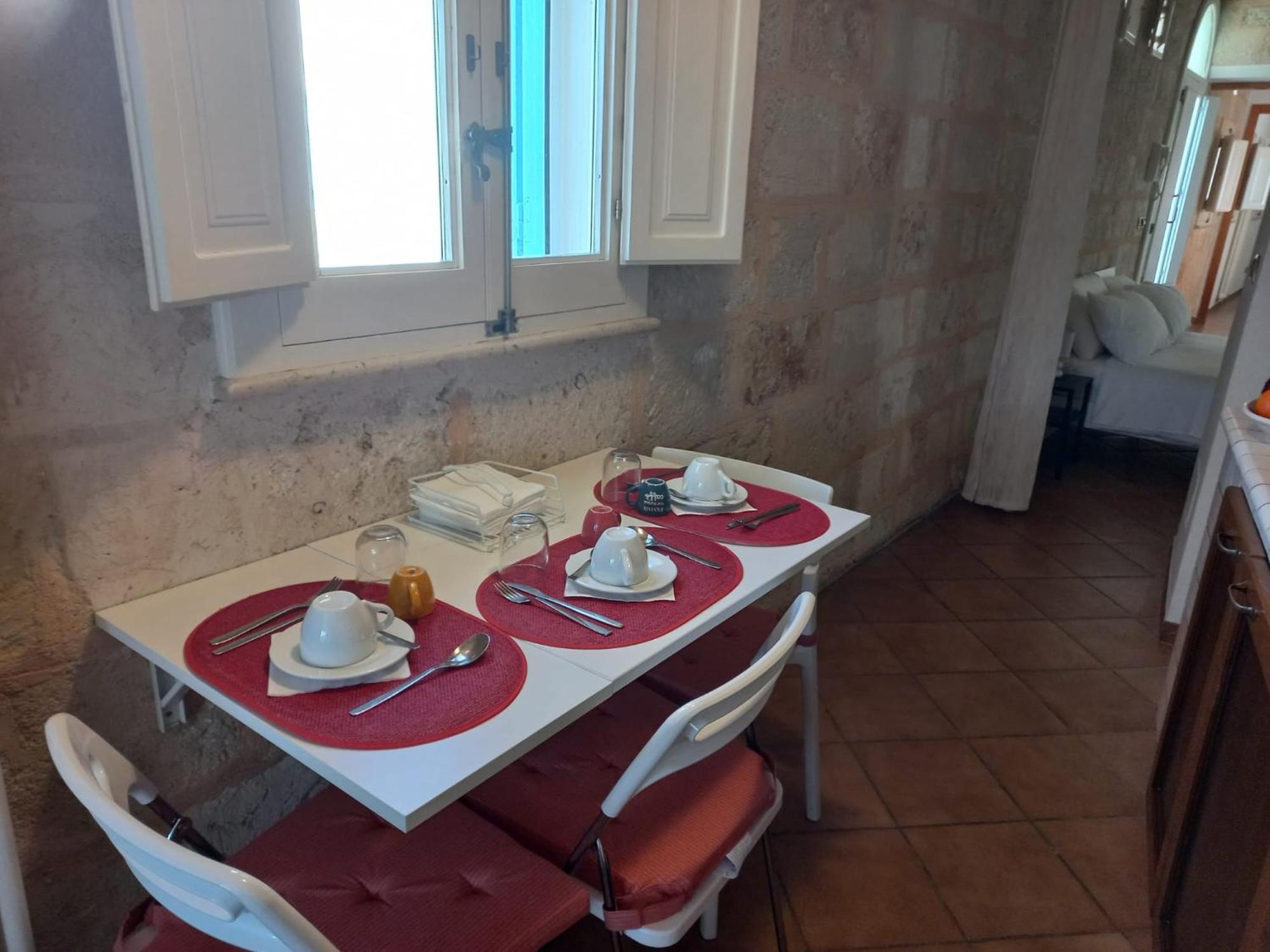 Villino Tronchetto Bianco Bed & Breakfast โมลา ดิ บารี ภายนอก รูปภาพ